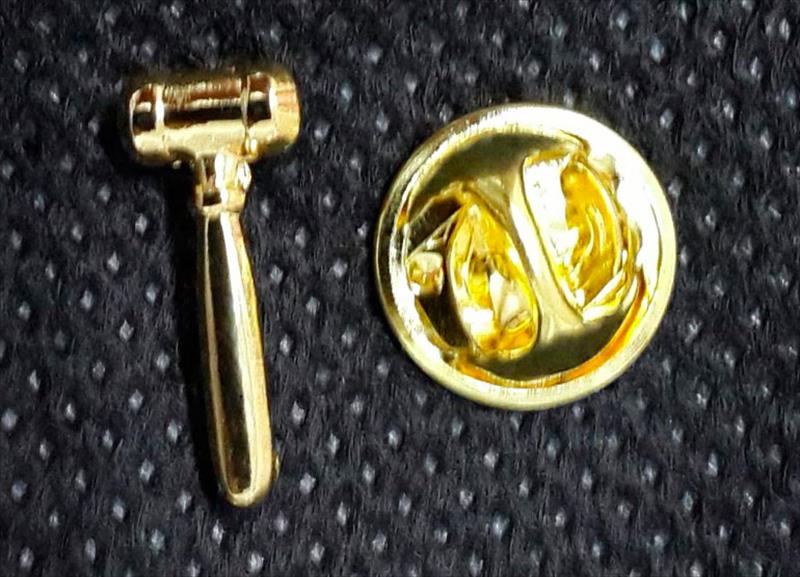 Pin  Venerável Mestre